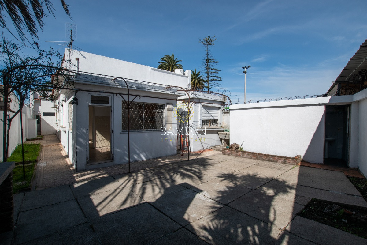 Casa ID.65586 - Venta casa 3 dormitorios 8 de octubre con garage 