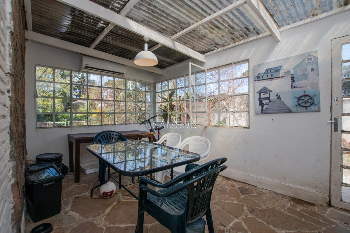 Casa ID.65628 - Vendo casa 2 dormitorios en esquina San Rafael, amplio terreno