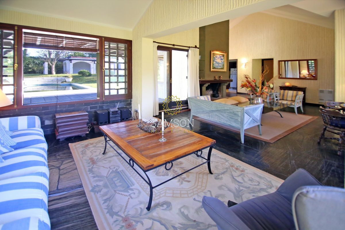 Casa ID.65721 - Venta casa de 3 dormitorios con piscina Punta del Este