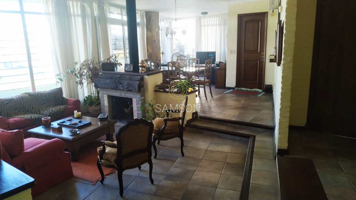 Casa ID.60524 - CASA EN PRIMERA LINEA DE PLAYA MANSA, 3 DORMITORIOS FRENTE AL MAR. PUNTA DEL ESTE