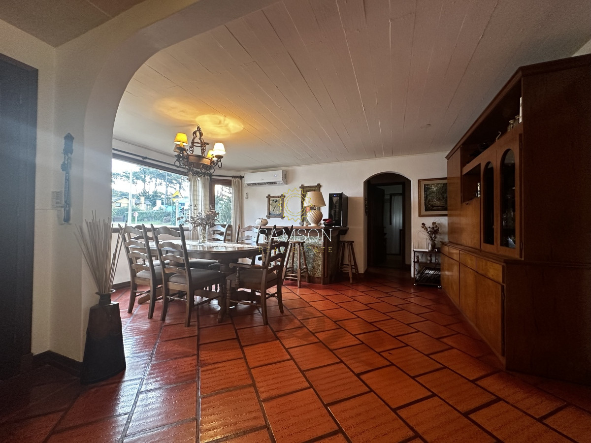Casa ID.66938 - Casa en venta próxima al mar Montoya La barra Punta del Este 