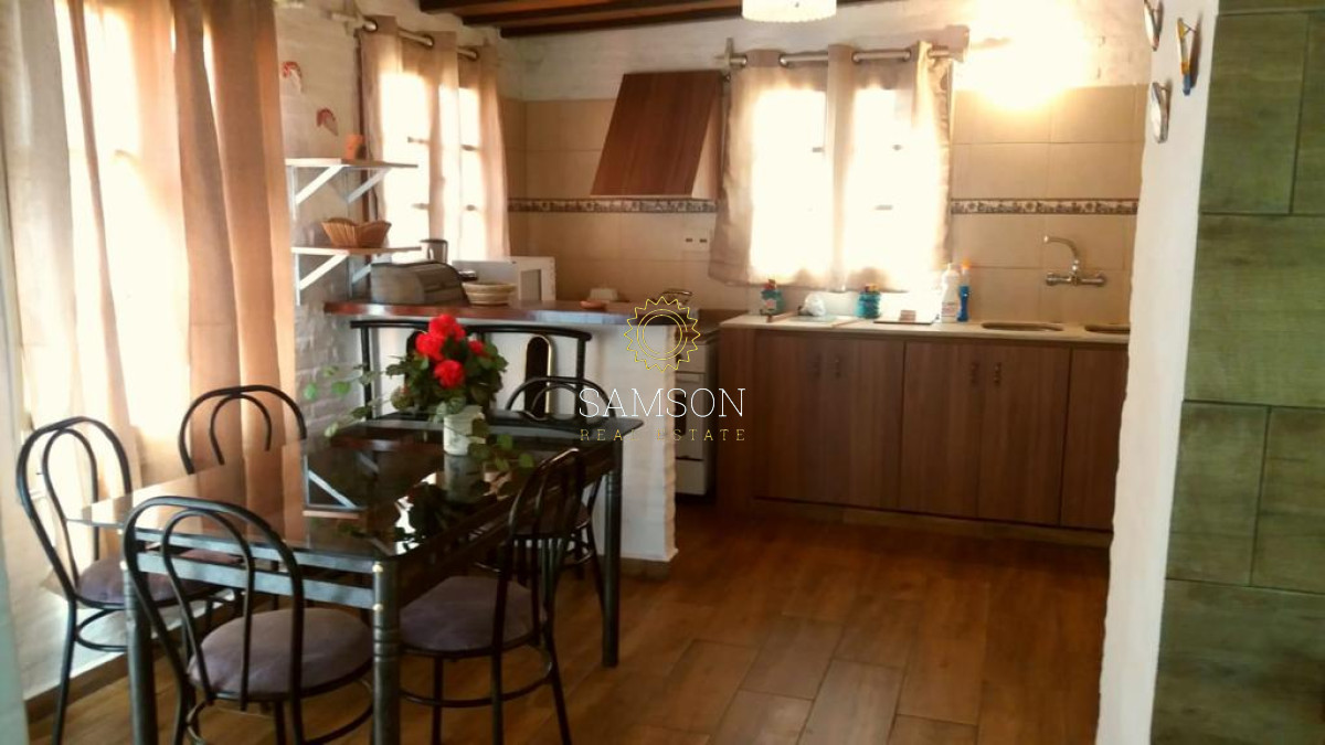 Casa ID.64545 - Venta casa 3 dormitorios y 2 baños a 100 mts del mar