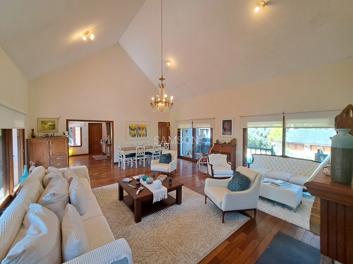 Casa ID.66981 -  Casa con piscina  en venta San Rafael Punta del Este 