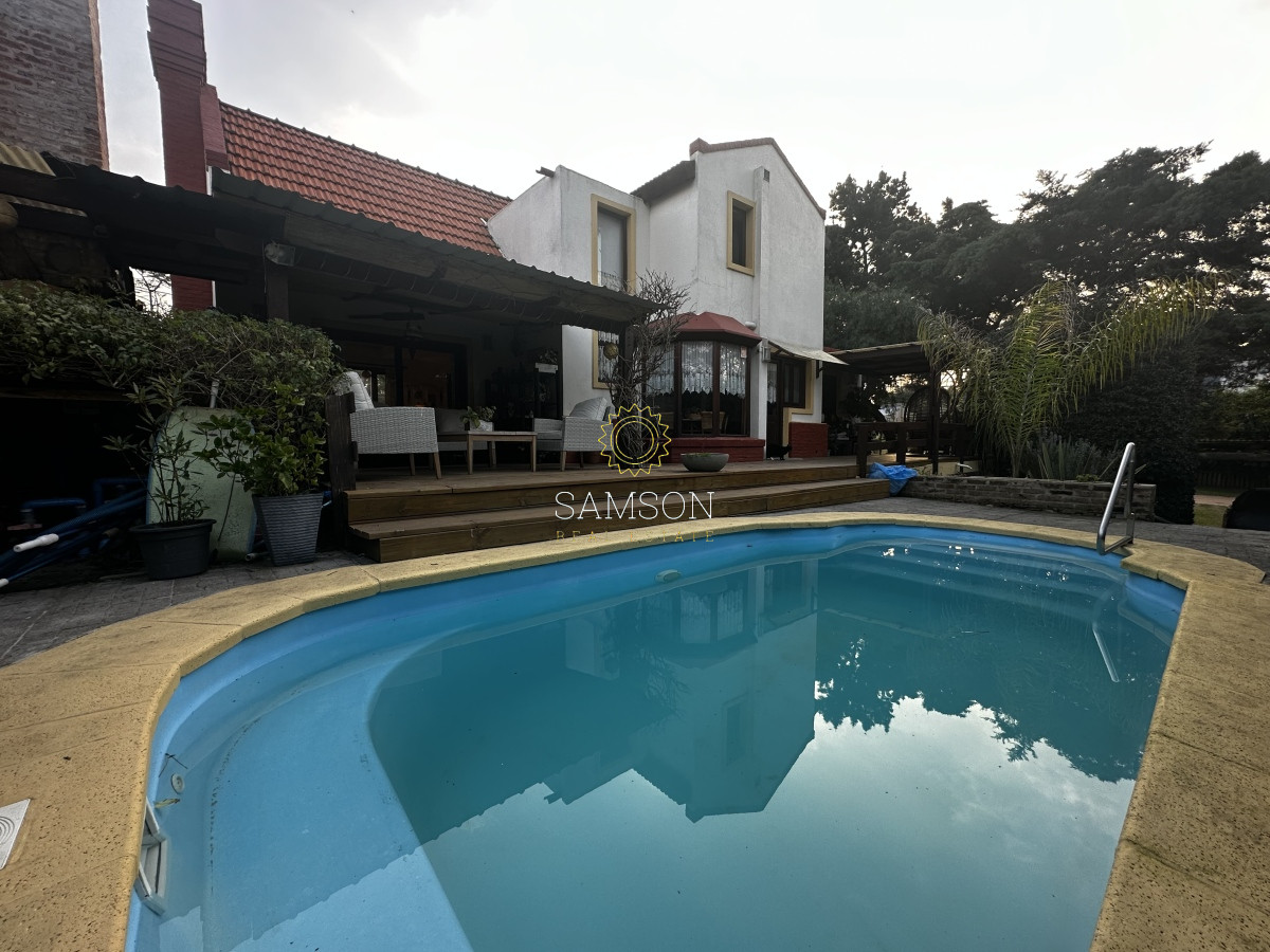 Casa ID.66938 - Casa en venta próxima al mar Montoya La barra Punta del Este 
