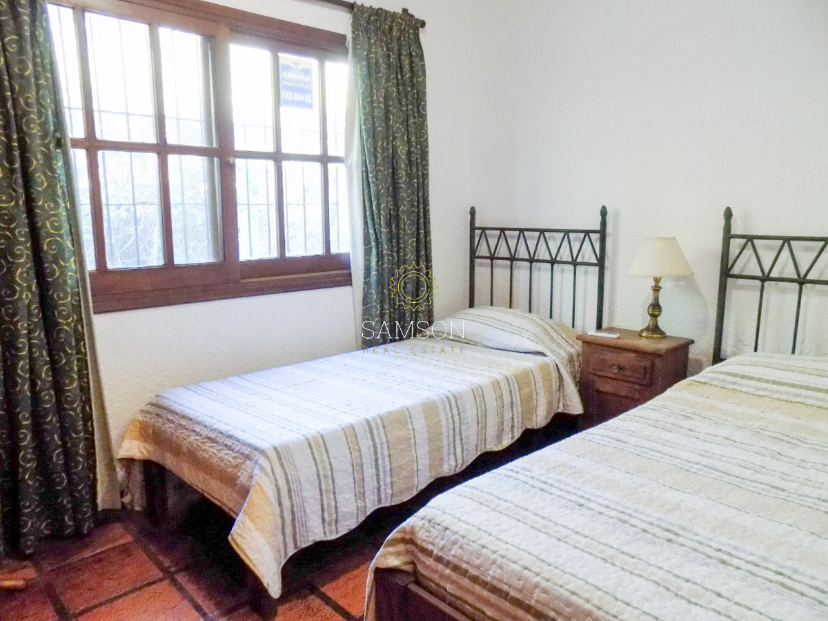 Casa ID.60468 - Casa de 3 dormitorios con piscina en venta Playa Mansa Punta del Este
