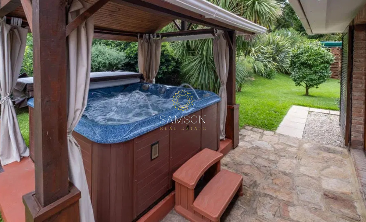 Casa ID.66768 - Casa en Venta  Jardines de cordoba Punta del Este