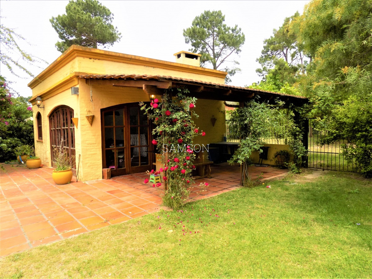 Casa ID.120 - Oportunidad en venta casa con piscina 