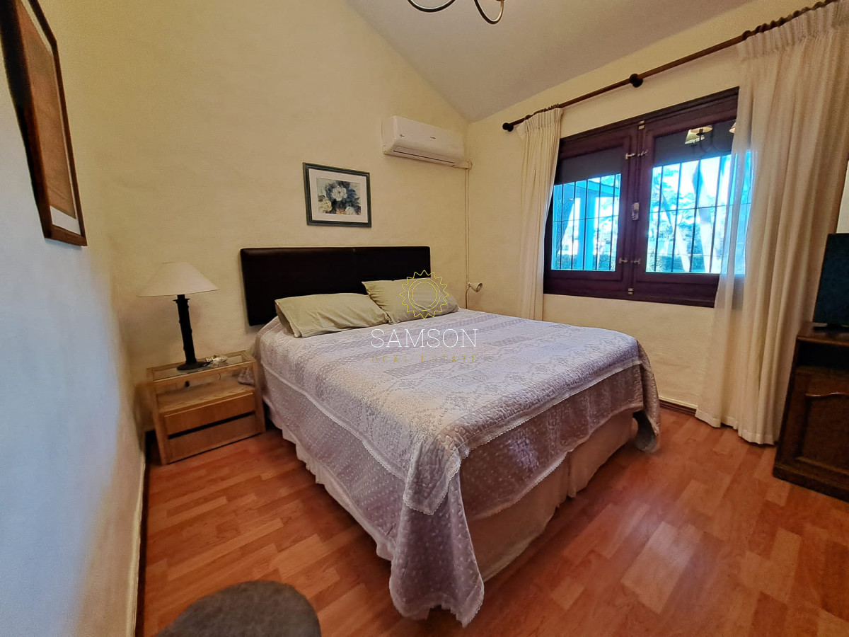 Casa ID.66386 - Casa en venta de 4 Dormitorios y 3 Baños en San Rafael