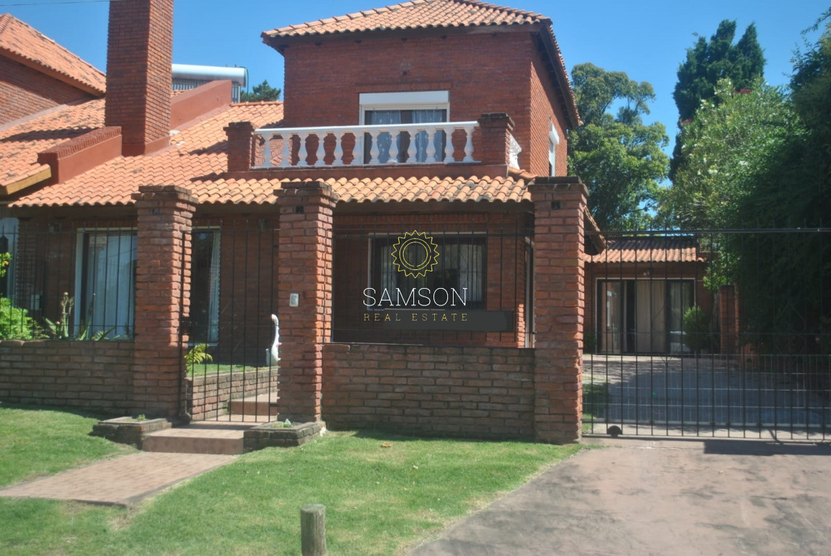 Casa ID.64607 - ALQUILER TEMPORAL CASA DE 4 DORMITORIOS EN PINARES, PUNTA DEL ESTE