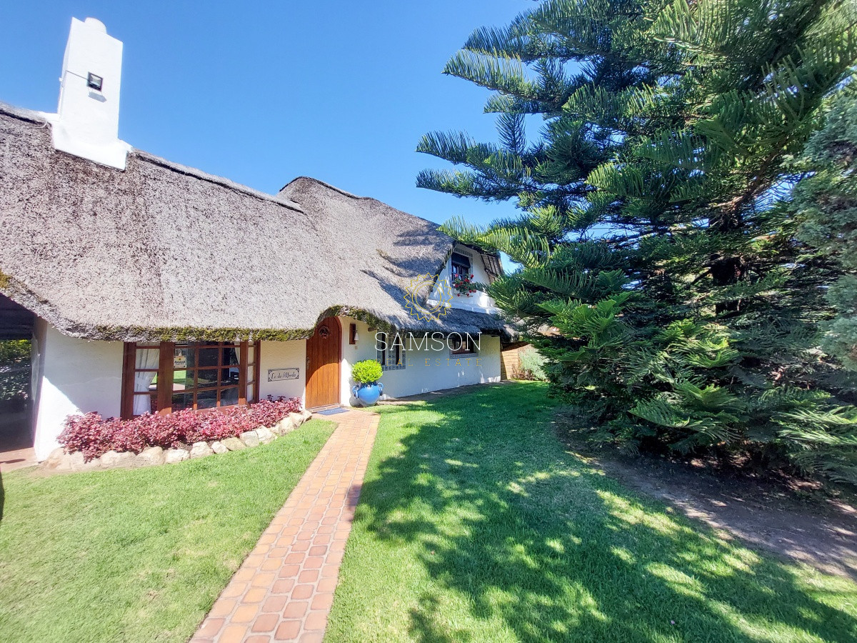 Casa ID.57995 - Venta Casa de 3 Dormitorios con Piscina Climatizada en Pinares, Punta del Este