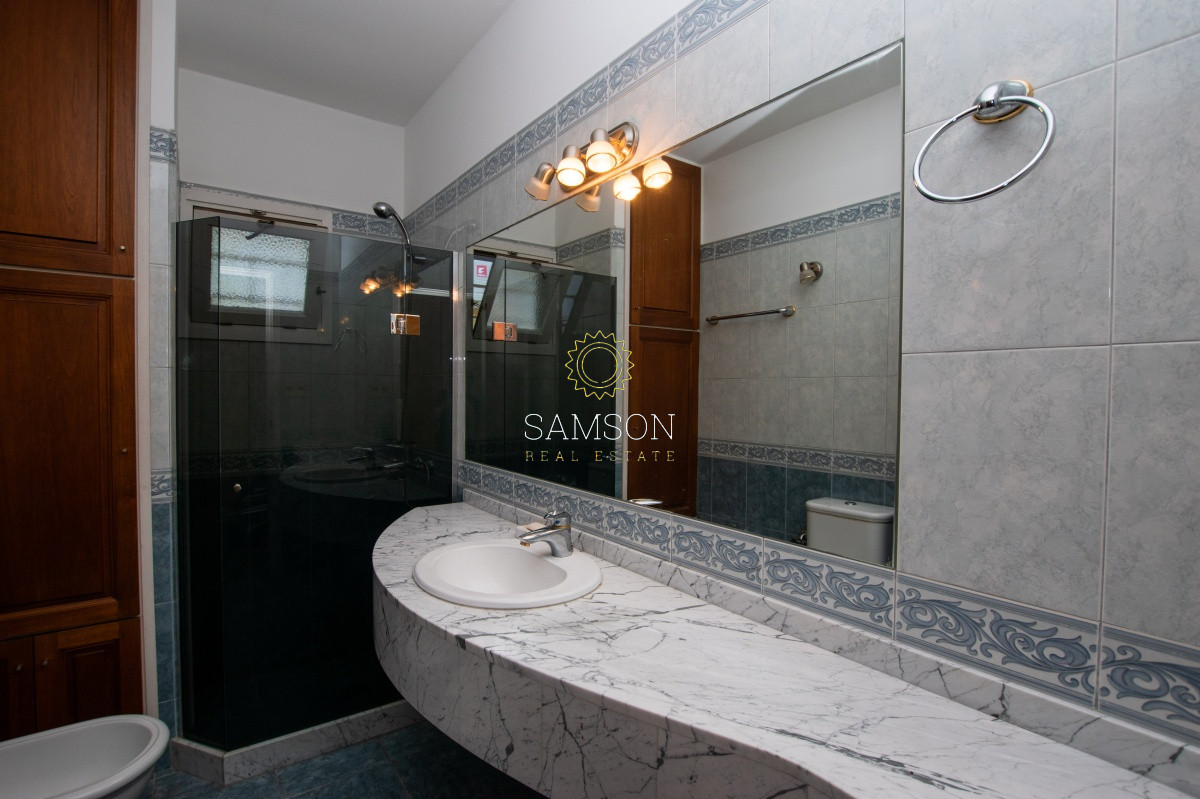 Casa ID.65945 - Casa en venta 3 dormitorios en la mansa cerca del mar. 