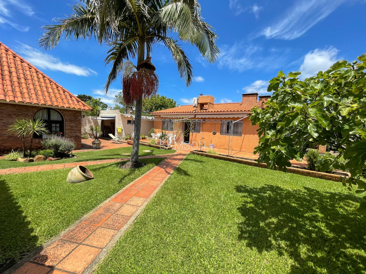 Casa ID.64998 - Lagomar | Casa en venta de 4 dormitorios y piscina 