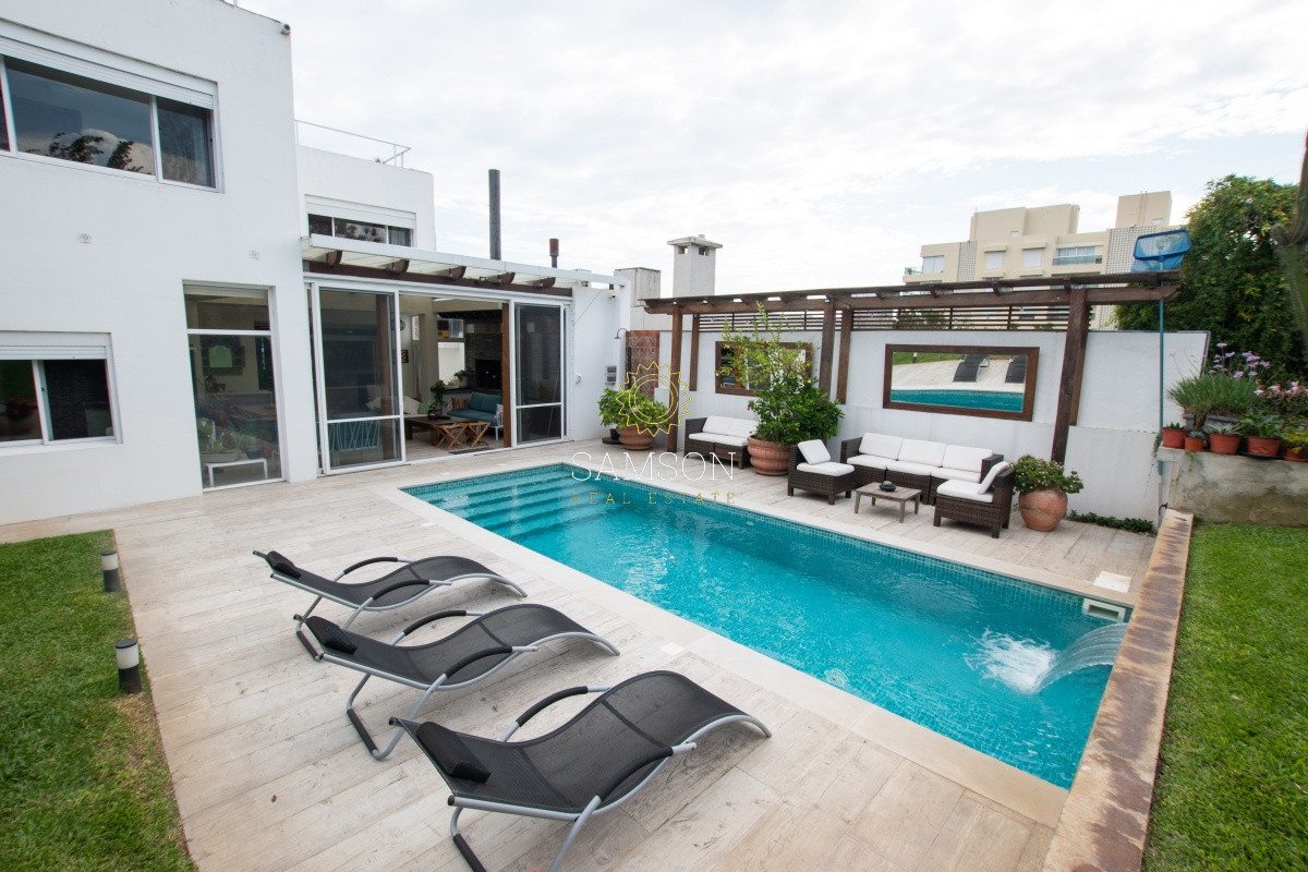 Casa ID.66048 - Casa en Venta frente al mar