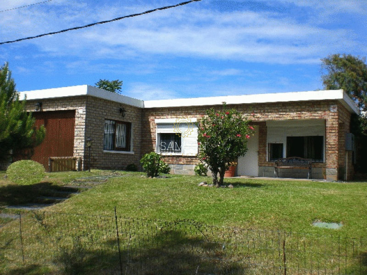 Casa ID.60687 - VENTA DE CASA DE 3 DORMITORIOS EN LAS DELICIAS PARADA 25 DE PLAYA MANSA 