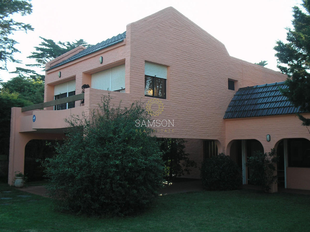 Casa ID.58066 - VENTA DE CASA EN PLAYA MANSA A METROS DEL MAR.