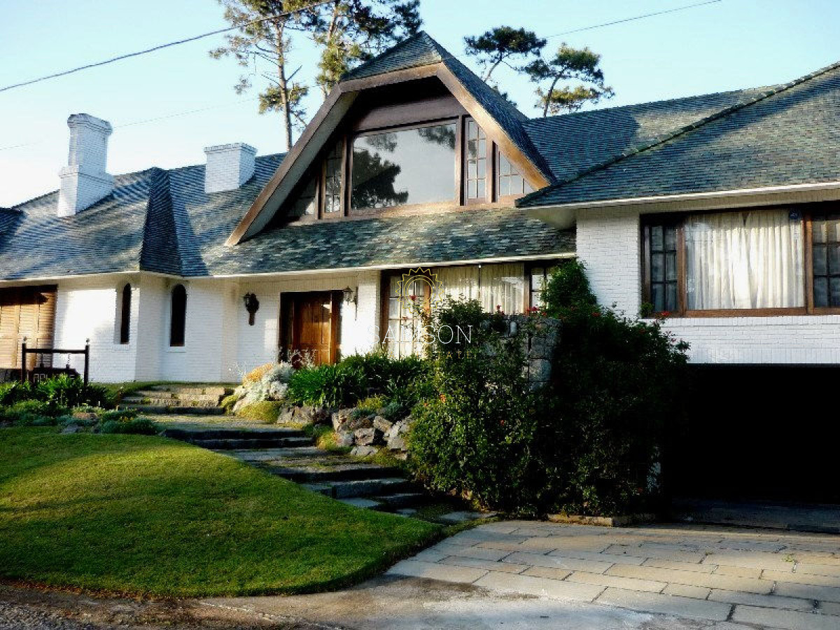 Casa ID.57928 - CASA EN VENTA EN PLAYA MANSA, PUNTA DEL ESTE 