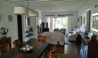 CASA EN VENTA EN RICON DEL INDIO.