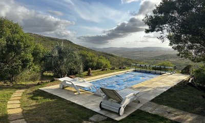 Chacra de 5 hectareas con Piscina climatizada y vistas en venta - Las cañas
