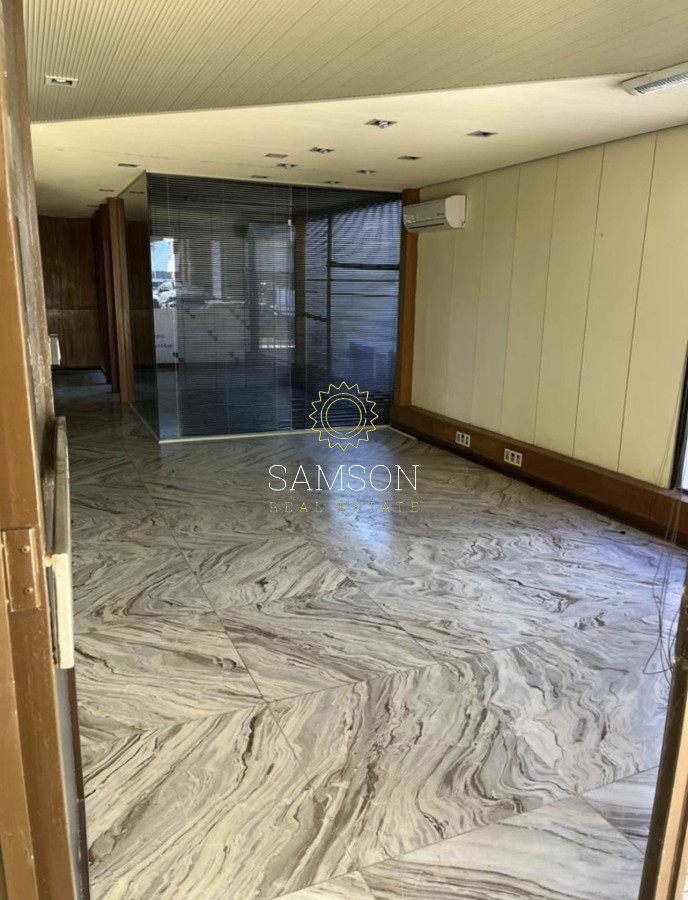 Local Comercial ID.66624 - ALQUILER LOCAL EN PENINSULA, PUNTA DEL ESTE 