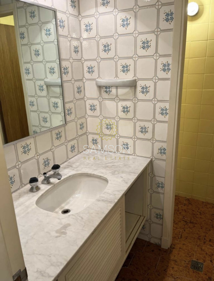 Local Comercial ID.66624 - ALQUILER LOCAL EN PENINSULA, PUNTA DEL ESTE 