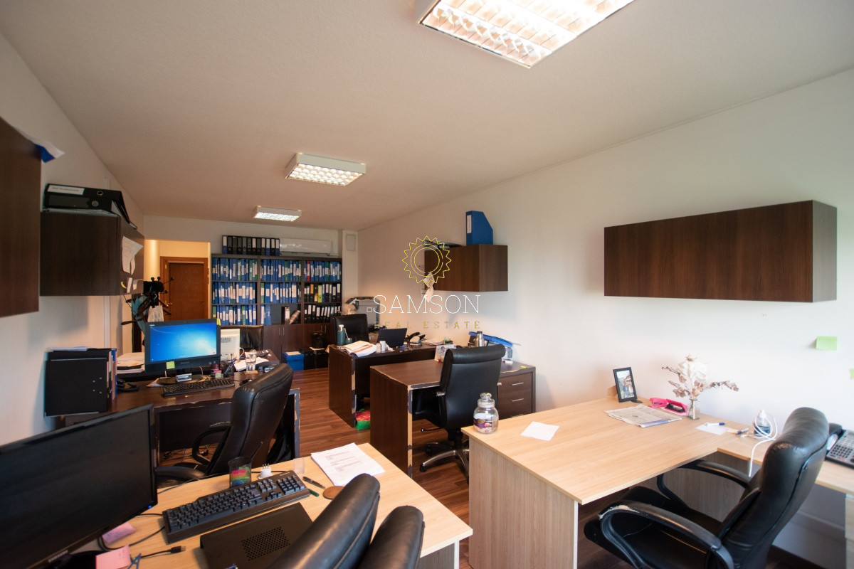 Local Comercial ID.65268 - Venta o Alquiler Oficina Torre De Los Profesionales Montevideo