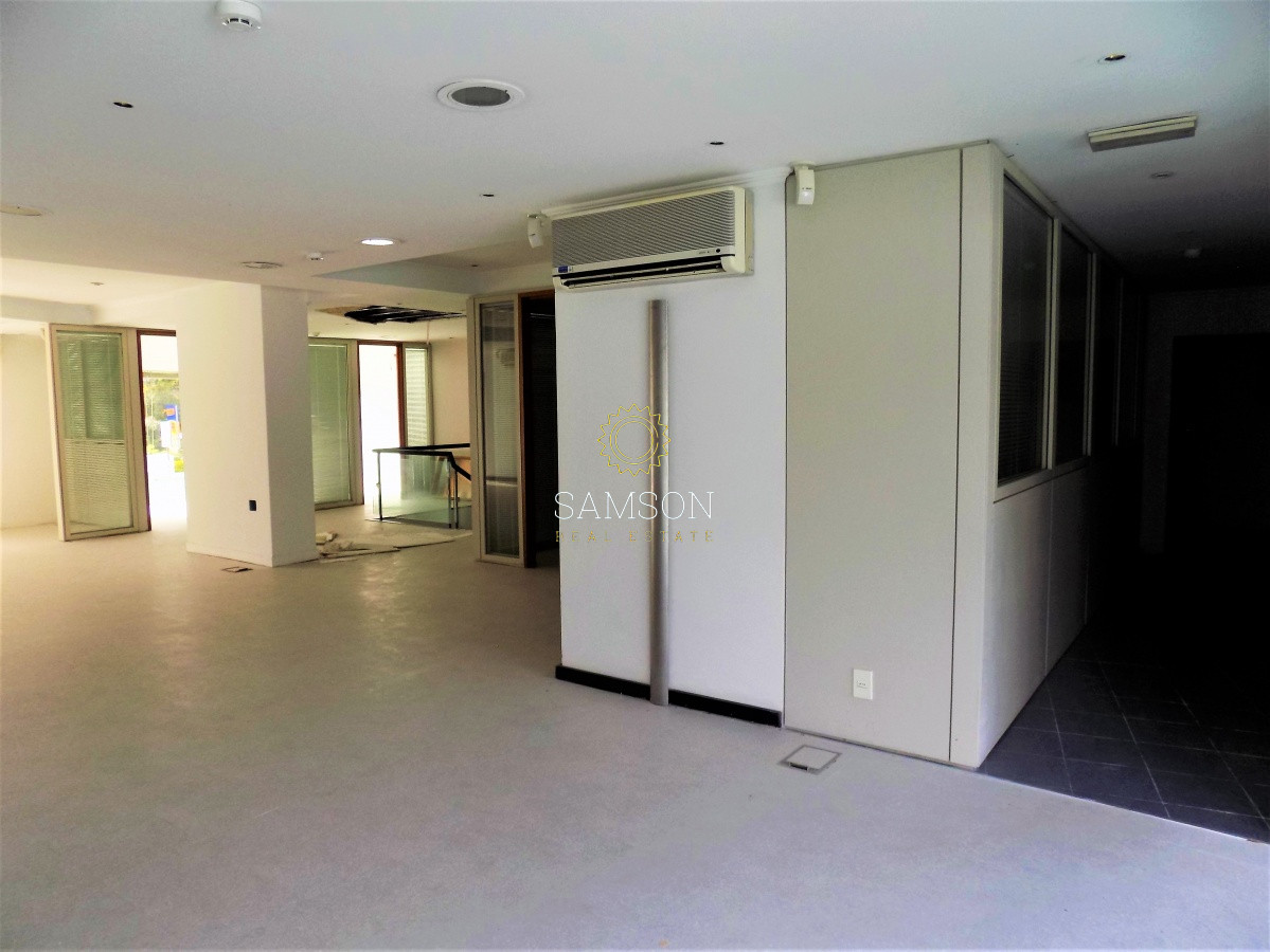 Local Comercial ID.21 - Excelente local sobre Roosevelt en venta / alquiler anual
