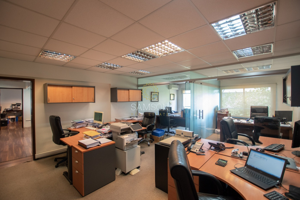 Local Comercial ID.65268 - Venta o Alquiler Oficina Torre De Los Profesionales Montevideo