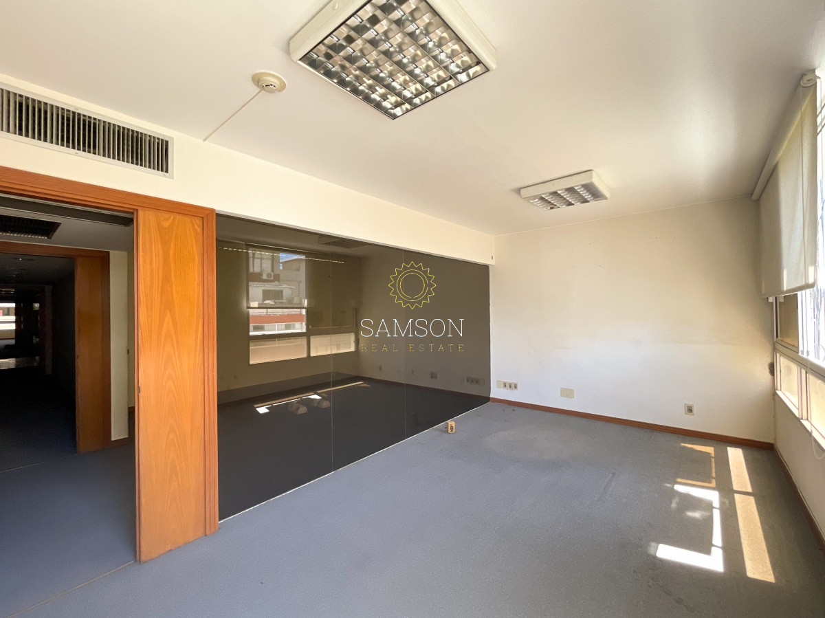 Local Comercial ID.65113 - Oficina en alquiler Centro 