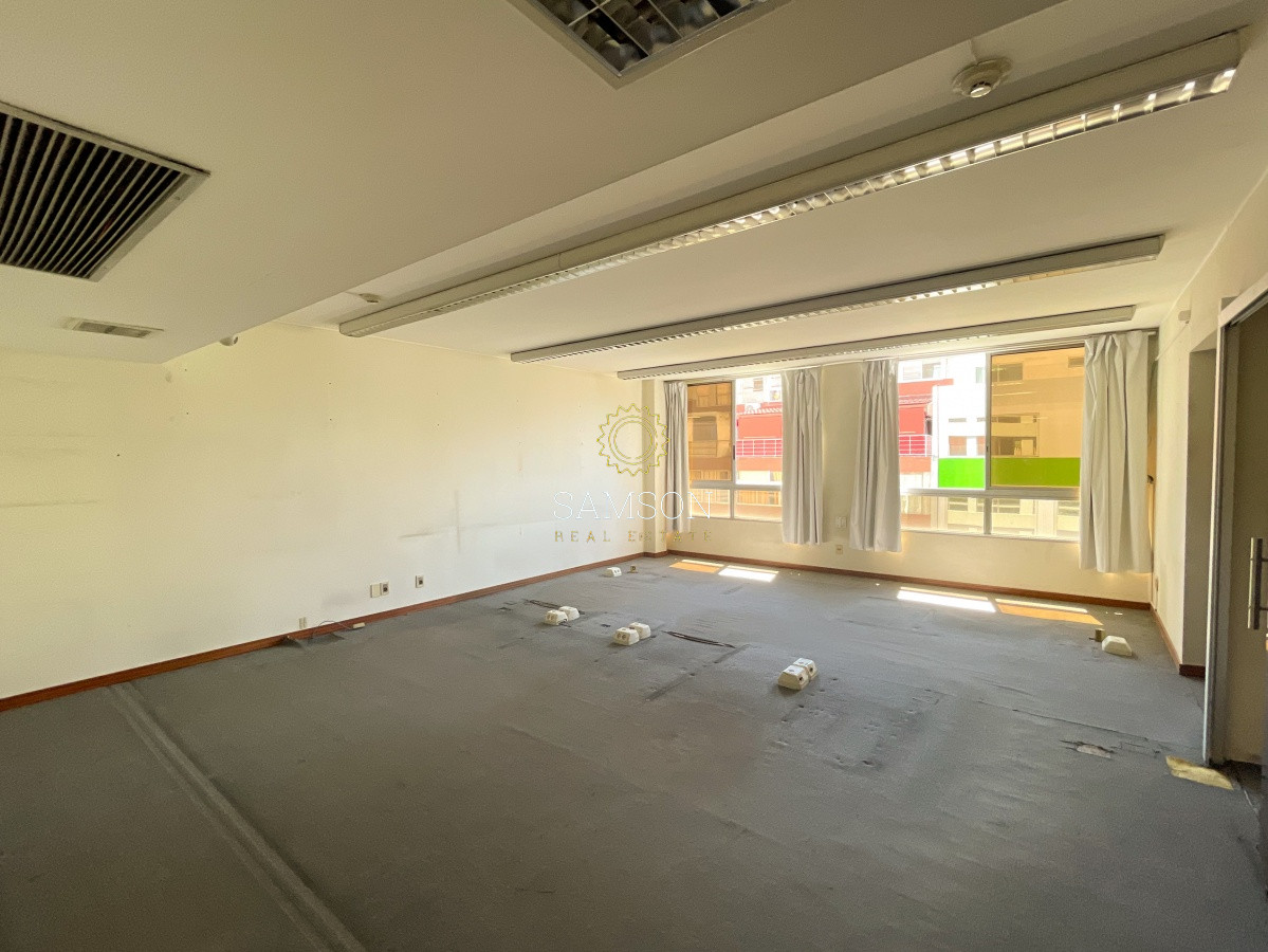 Local Comercial ID.65113 - Oficina en alquiler Centro 