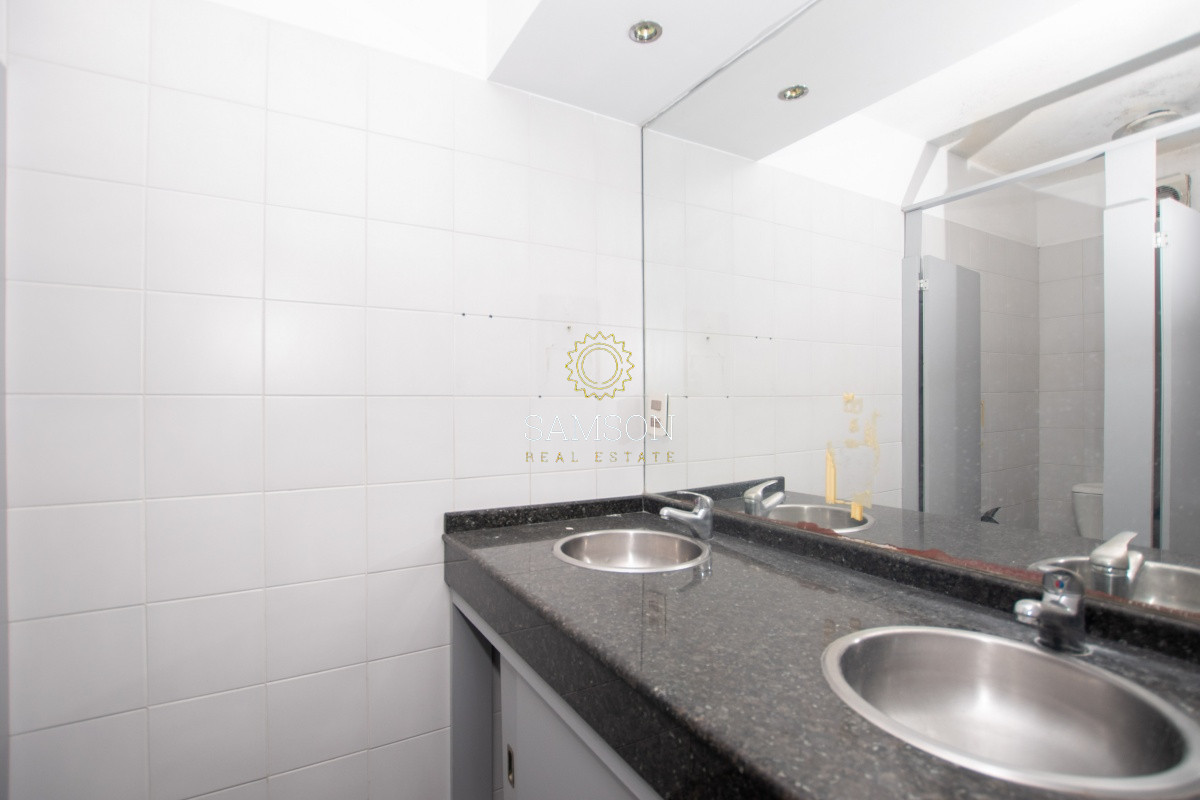 Local Comercial ID.65107 - Oficina en alquiler centro de Montevideo  