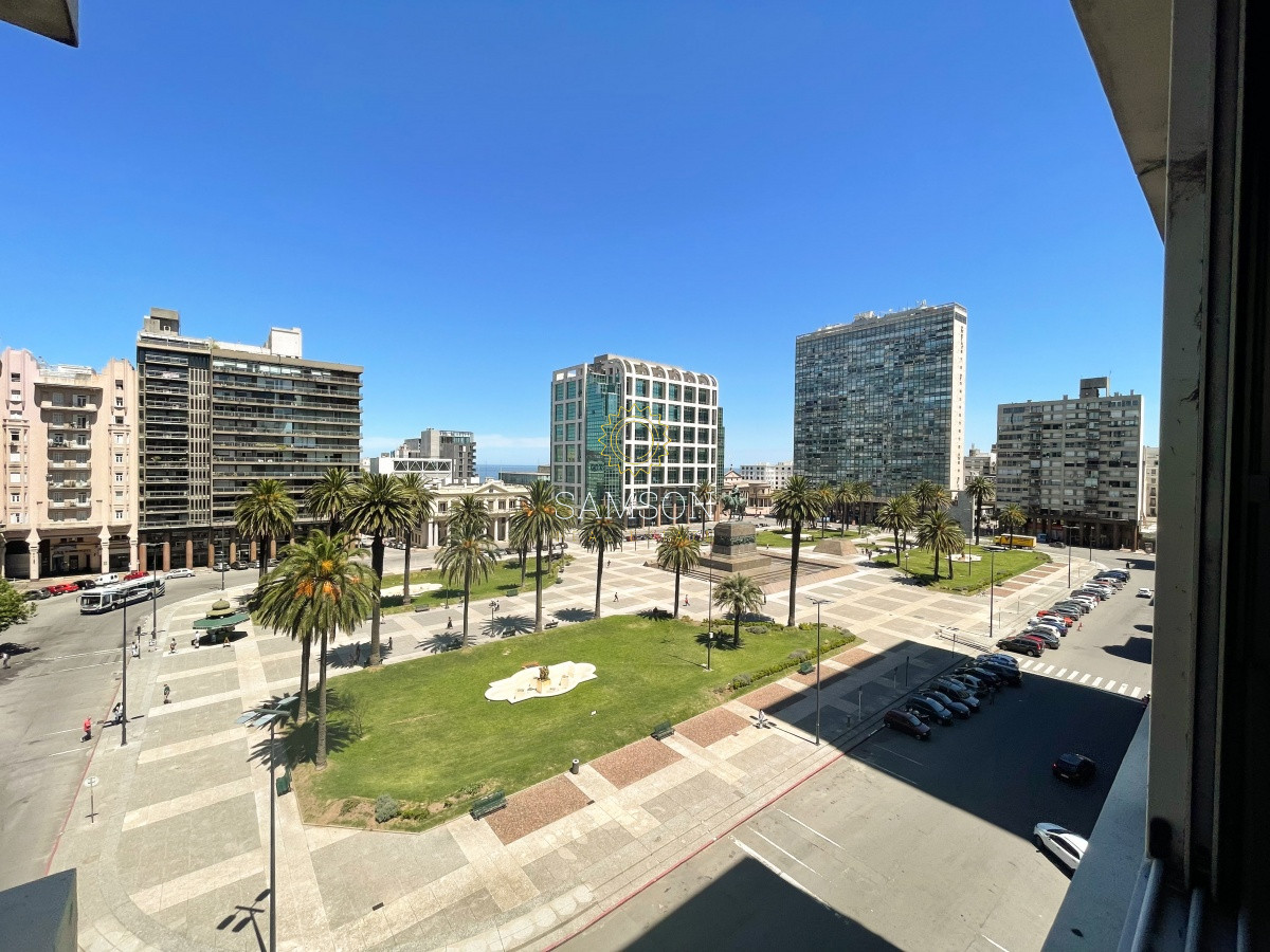 Local Comercial ID.65113 - Oficina en alquiler Centro 