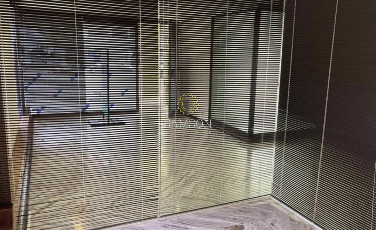 Local Comercial ID.66624 - ALQUILER LOCAL EN PENINSULA, PUNTA DEL ESTE 