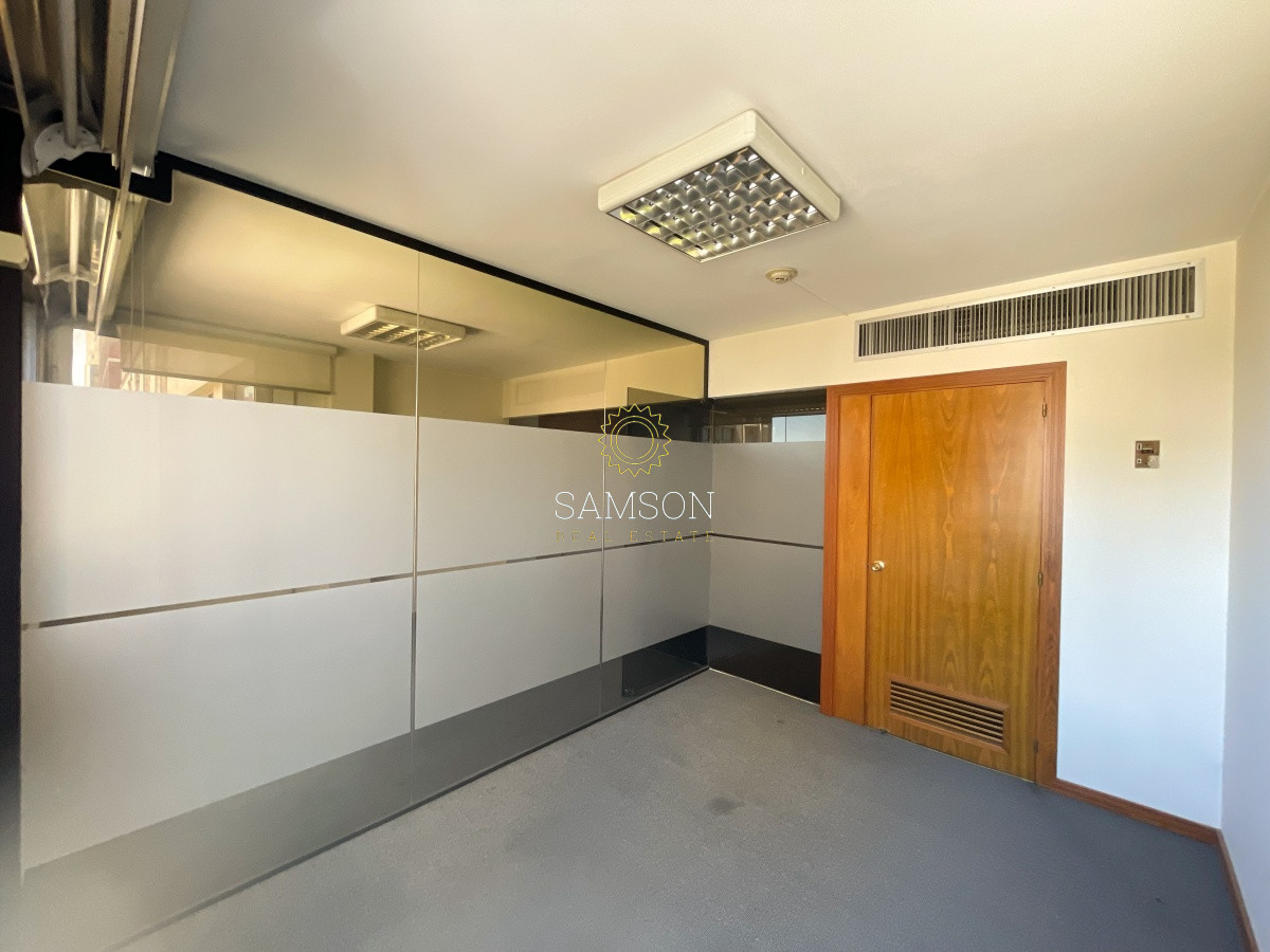 Local Comercial ID.65113 - Oficina en alquiler Centro 