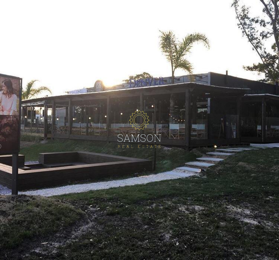 Local Comercial ID.64140 - Local en venta o alquiler anual.