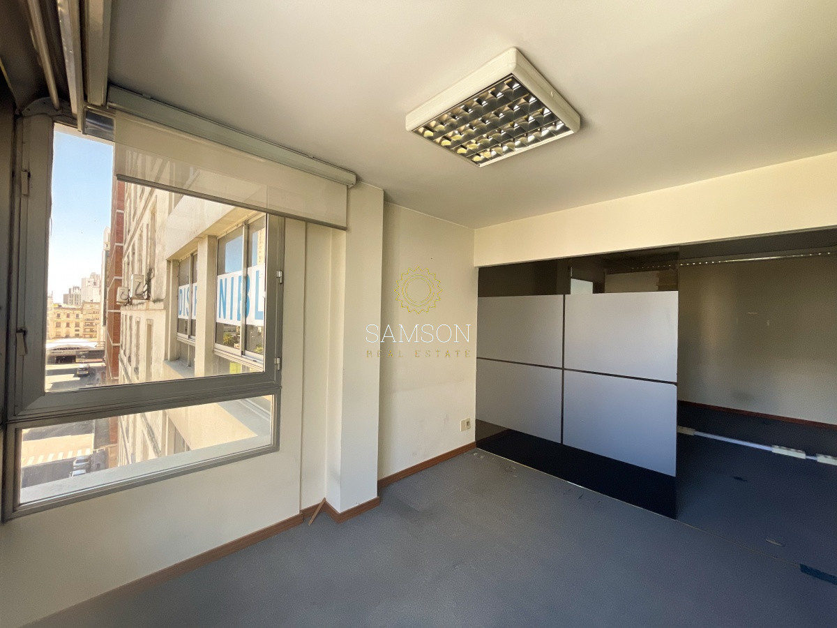 Local Comercial ID.65113 - Oficina en alquiler Centro 
