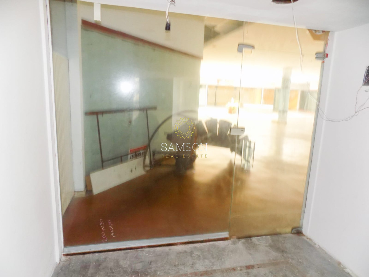 Local Comercial ID.64116 - Oportunidad Local en Venta ideal para negocio , Punta del Este