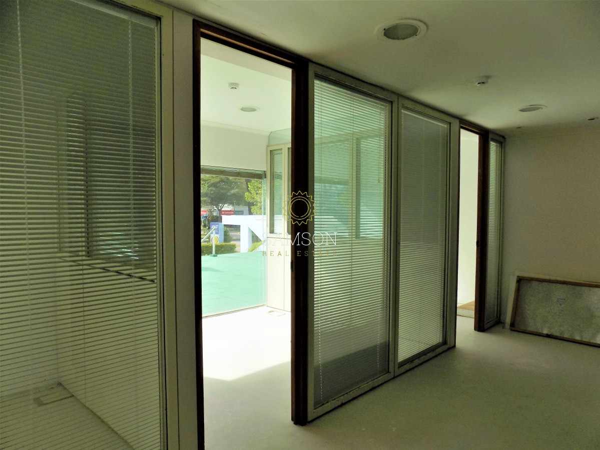 Local Comercial ID.21 - Excelente local sobre Roosevelt en venta / alquiler anual