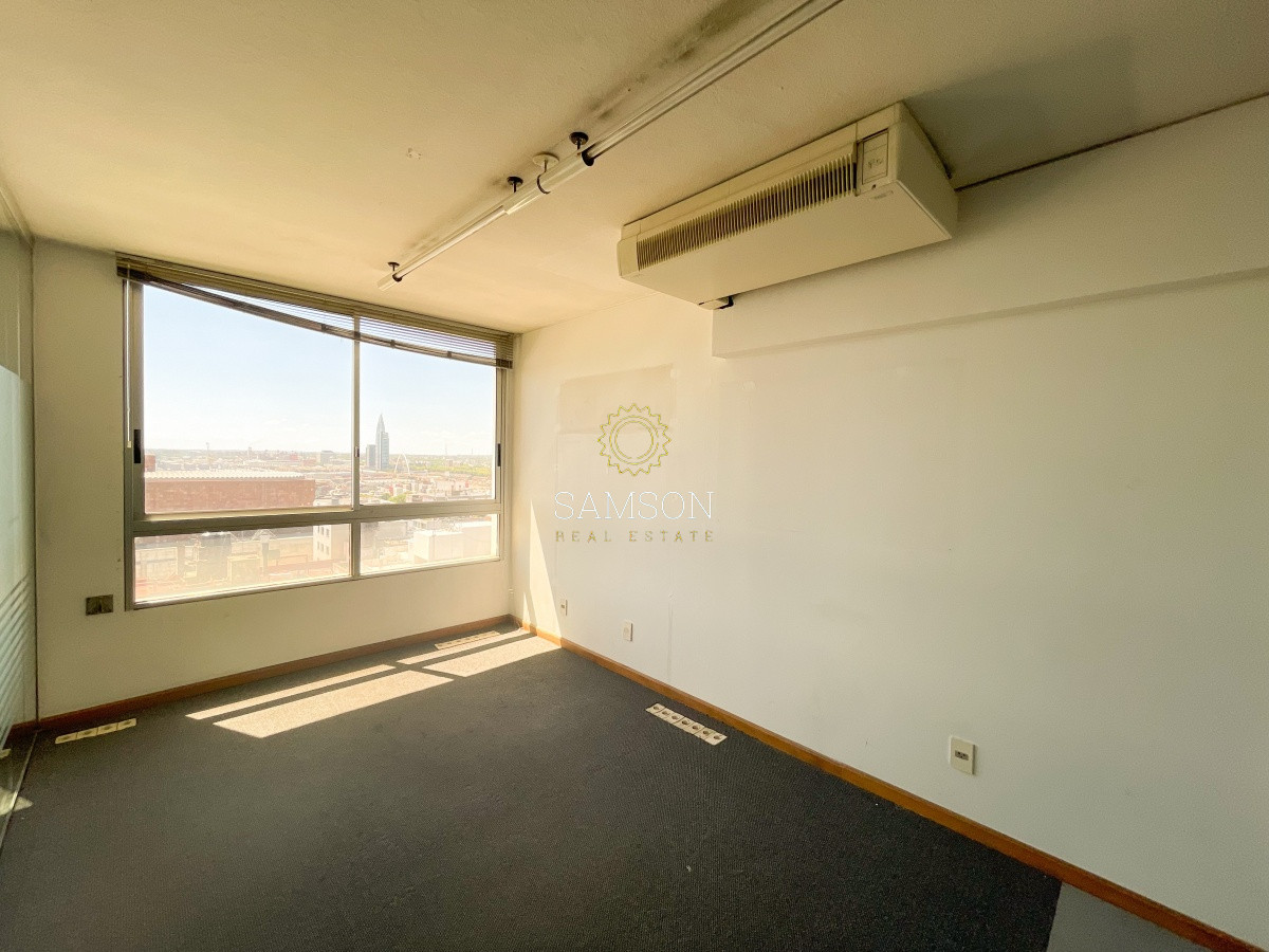 Local Comercial ID.65105 - Oficinas en alquiler centro de Montevideo  