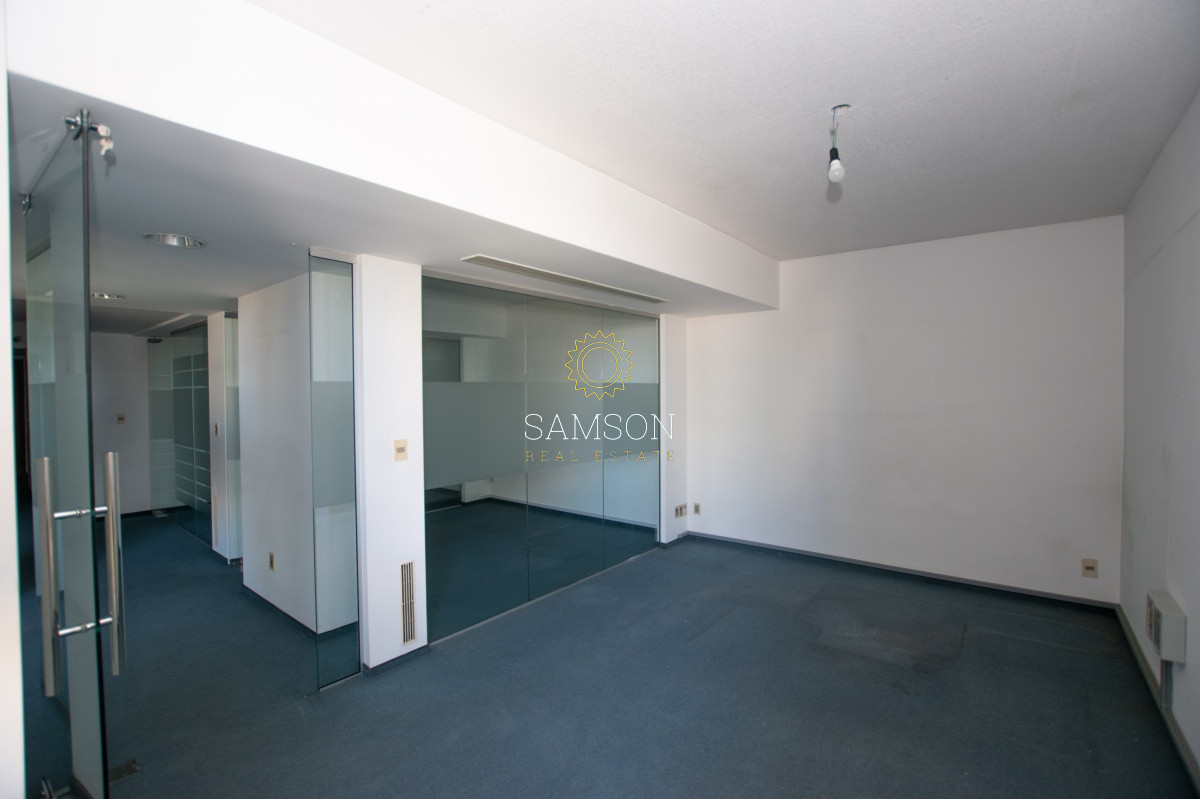 Local Comercial ID.65109 - Oficina  alquiler centro de Montevideo  
