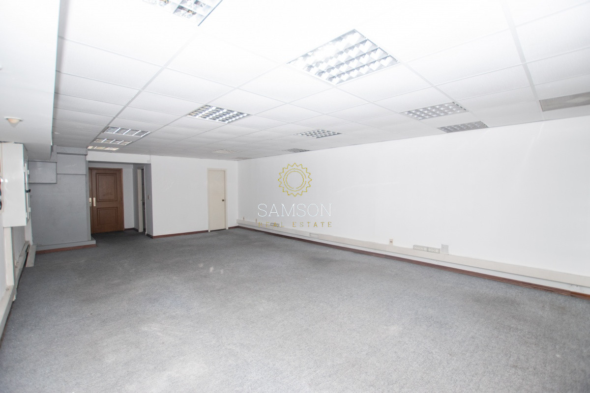 Local Comercial ID.65254 - Oficina en alquiler centro de Montevideo  