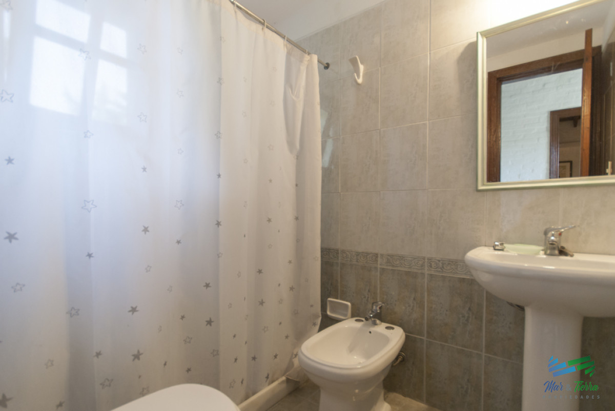 Casa ID.4923 - Casa en Pinares, Punta del Este, 3 dormitorios, piscina