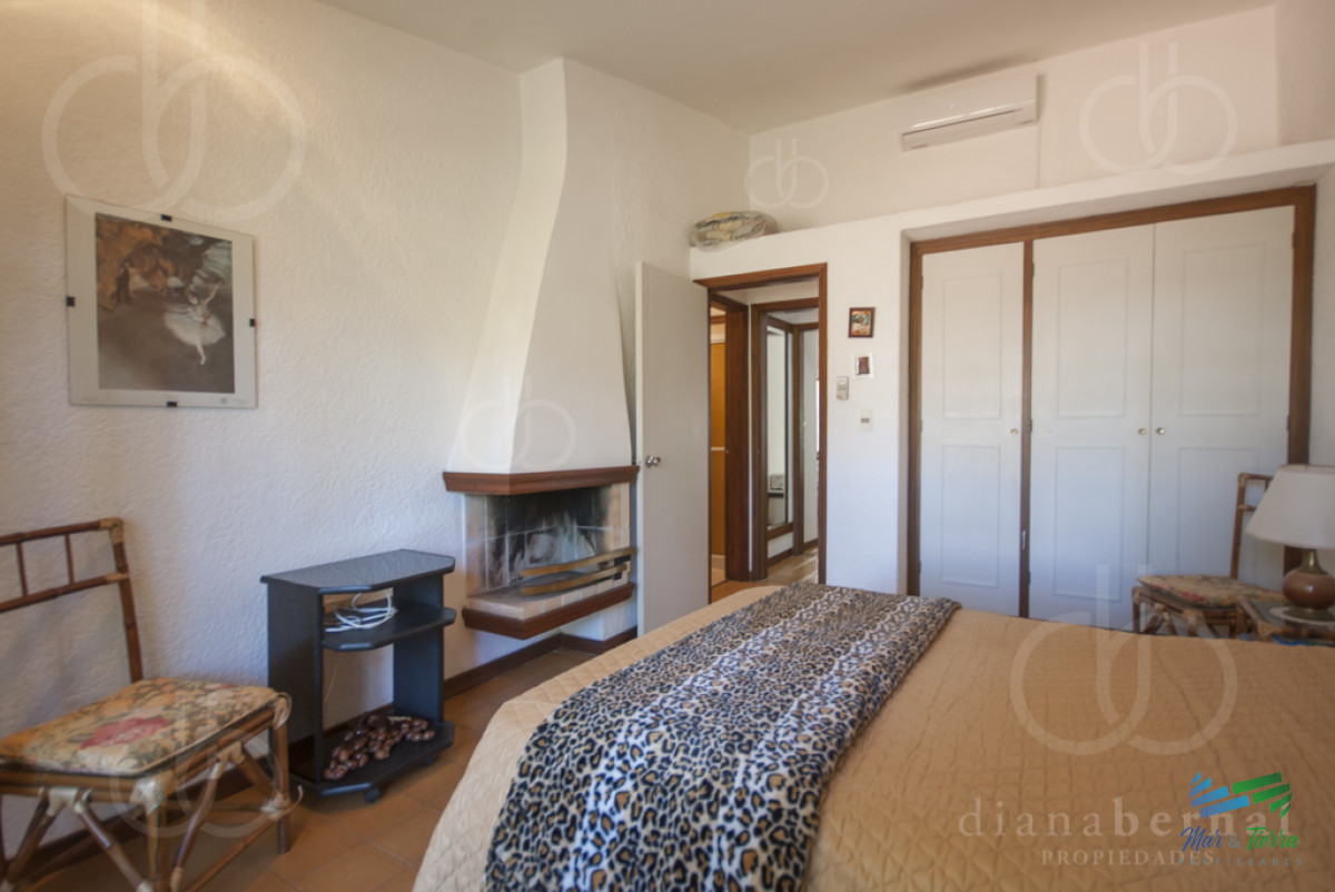 Casa ID.4924 - Casa alquiler Pinares, Punta del Este, 4 dormitorios, piscina, amplio parque cercado