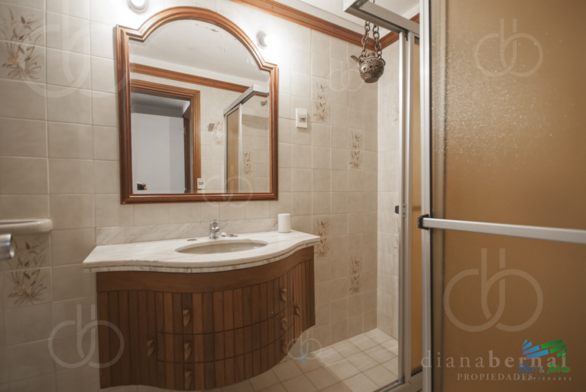 Casa ID.4924 - Casa alquiler Pinares, Punta del Este, 4 dormitorios, piscina, amplio parque cercado