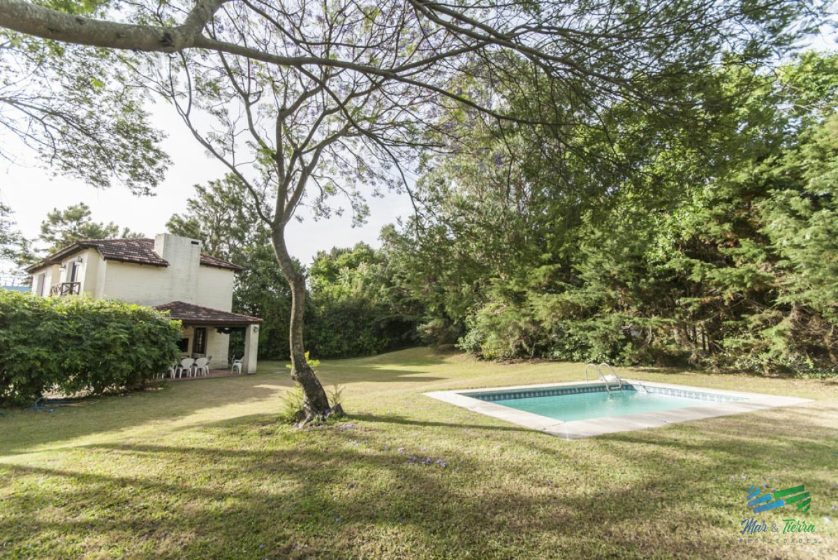 Casa ID.4923 - Casa en Pinares, Punta del Este, 3 dormitorios, piscina