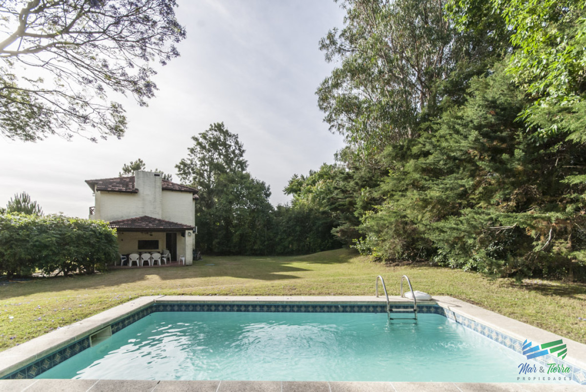 Casa ID.4923 - Casa en Pinares, Punta del Este, 3 dormitorios, piscina
