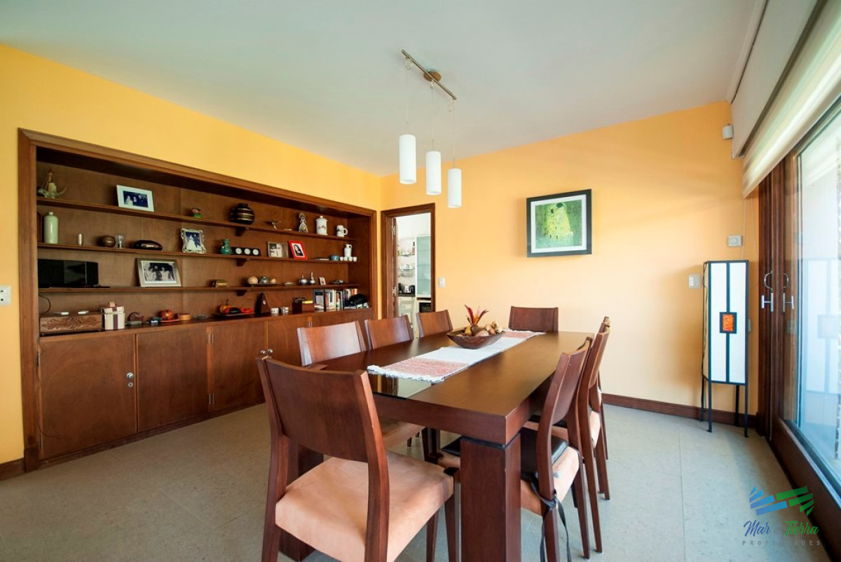 Casa ID.3644 - Casa en Punta del Este, playa mansa, 4 dormitorios , piscina y barbacoa.
