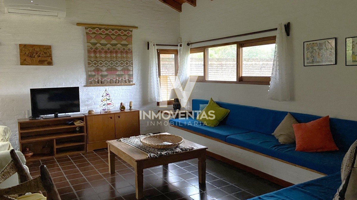 Casa ID.3331 - Casa en una sola planta, 3 dormitorios en Pinares, Punta del Este.