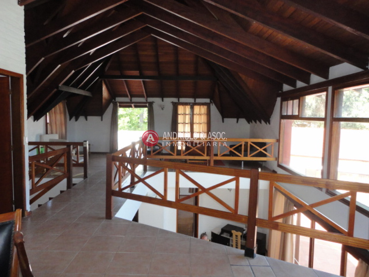 Casa ID.6635 - Casa en Pinares, 4 dormitorios *