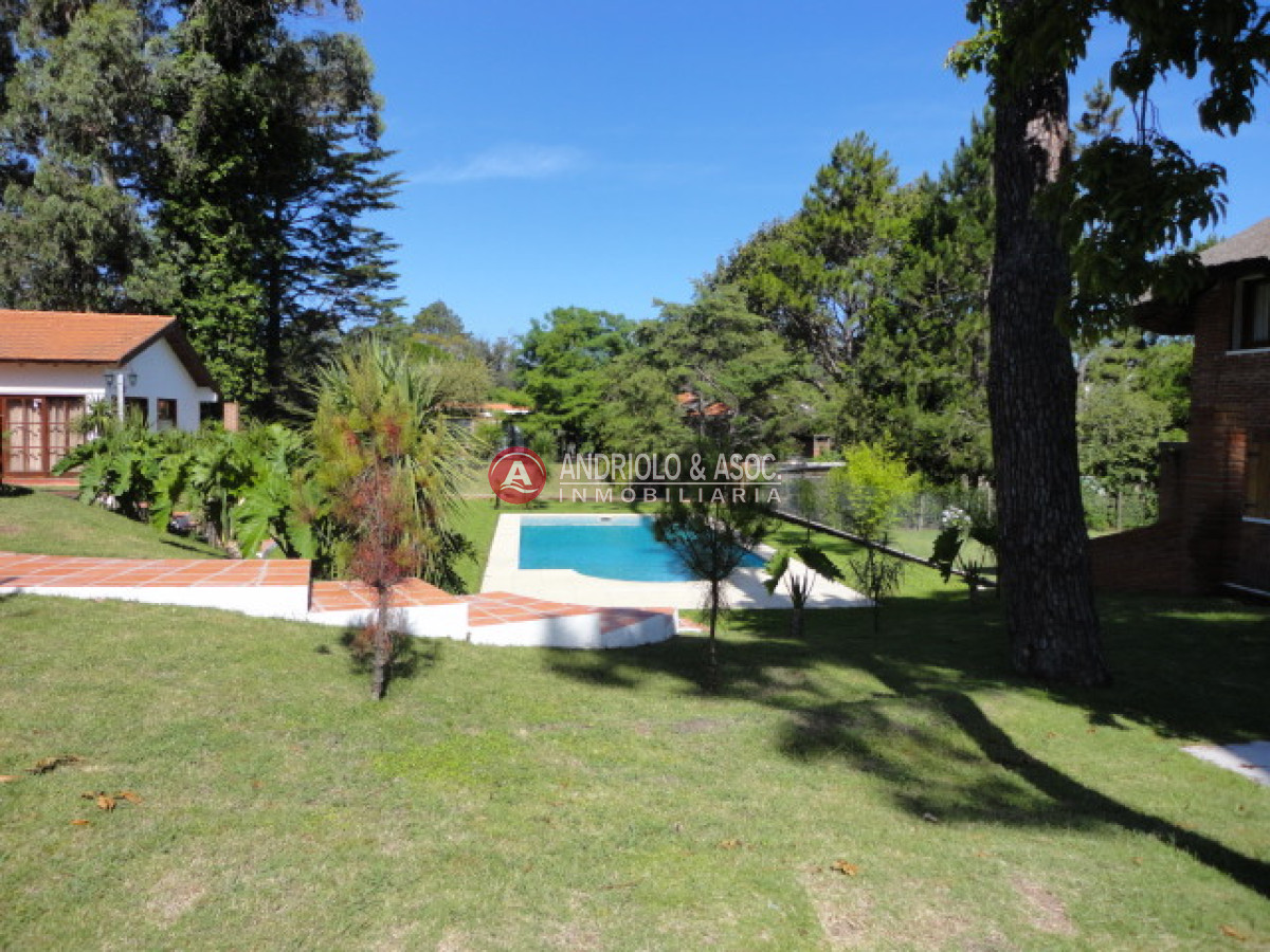 Casa ID.6635 - Casa en Pinares, 4 dormitorios *