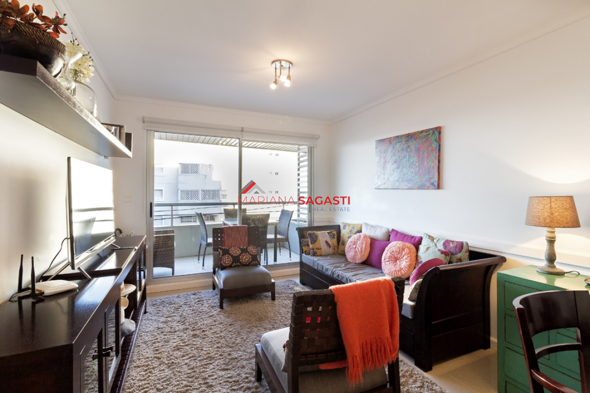 Apartamento ID.3540 - Punta del este, Península, departamento de 2 dormitorios con piscina, terraza y cochera.